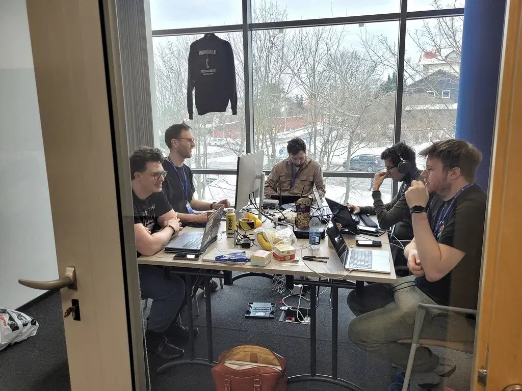 🏆 Pierwsze miejsce w European Critical Infrastructure Hackathon - zdjęcie 2